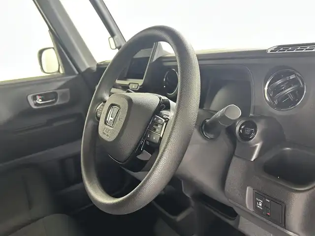 ホンダ Ｎ ＢＯＸ カスタム 佐賀県 2025(令7)年 0.1千km ミッドナイトブルービームM 登録済み未使用車/衝突被害軽減装置/車線逸脱警報/パーキングソナー/踏み間違い防止装置/LEDヘッドライト/片側パワースライドドア/運転席・助手席シートヒーター/後席サンシェード/ISOFIX対応シート/ベンチシート/チップアップシート/純正14インチアルミホイール/ウィンカーミラー/スマートキー/スペアキー×1/USB充電端子/禁煙車