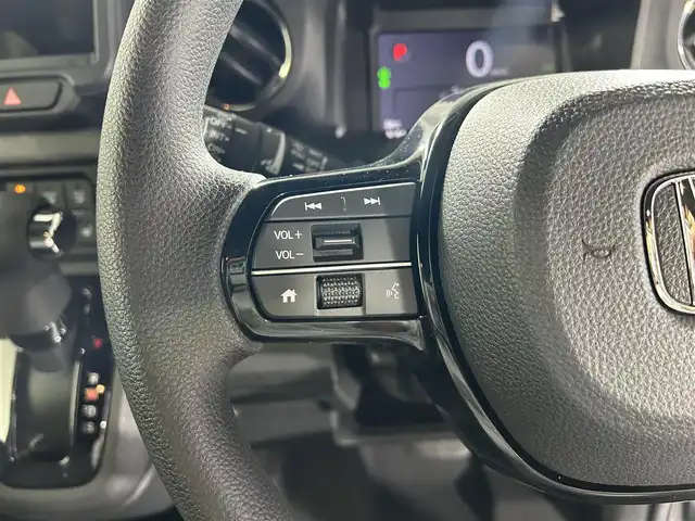 ホンダ Ｎ ＢＯＸ カスタム 佐賀県 2025(令7)年 0.1千km ミッドナイトブルービームM 登録済み未使用車/衝突被害軽減装置/車線逸脱警報/パーキングソナー/踏み間違い防止装置/LEDヘッドライト/片側パワースライドドア/運転席・助手席シートヒーター/後席サンシェード/ISOFIX対応シート/ベンチシート/チップアップシート/純正14インチアルミホイール/ウィンカーミラー/スマートキー/スペアキー×1/USB充電端子/禁煙車