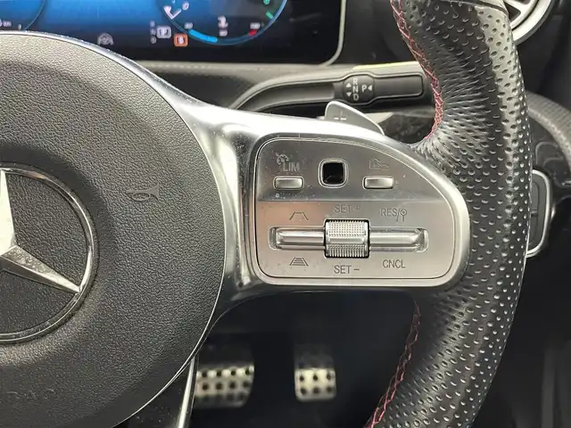 メルセデス・ベンツ ＣＬＡ２００ｄ AMGライン 滋賀県 2020(令2)年 7.5万km ポーラホワイト 純正ナビ/・Bluetooth/USB/フルセグ/バックカメラ/ブラインドスポットモニター/ハーフレザーシート/シートヒーター/パワーシート/追従クルーズコントロール/純正LEDヘッドライト/パドルシフト/プッシュスタート/ステアリングリモコン/前後ドラレコ