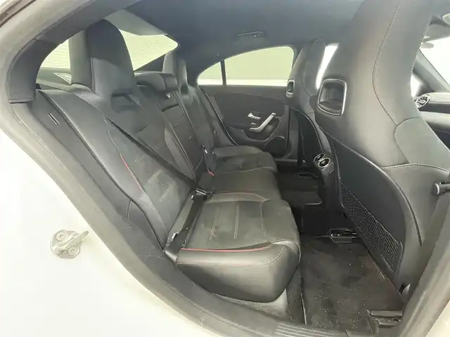 メルセデス・ベンツ ＣＬＡ２００ｄ AMGライン 滋賀県 2020(令2)年 7.5万km ポーラホワイト 純正ナビ/・Bluetooth/USB/フルセグ/バックカメラ/ブラインドスポットモニター/ハーフレザーシート/シートヒーター/パワーシート/追従クルーズコントロール/純正LEDヘッドライト/パドルシフト/プッシュスタート/ステアリングリモコン/前後ドラレコ