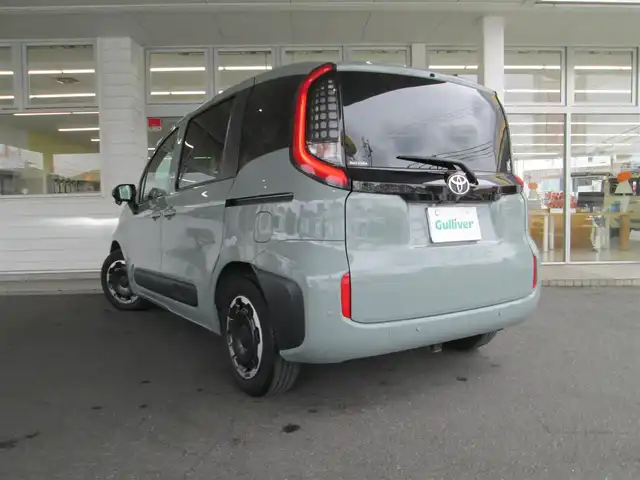 トヨタ シエンタ Z 千葉県 2022(令4)年 2.1万km アーバンカーキ ワンオーナー/純正8型ディスプレイオーディオ【フルセグ/BT/USB】/バックカメラ/純正12.1型後席ディスプレイ(V12T-R72C)/トヨタセーフティセンス/両側パワースライドドア/LEDヘッドライト/レーダークルーズコントロール/レーンキープアシスト/ブラインドスポットモニター/クリアランスソナー/前席シートヒーター/ステアリングヒーター/純正ディスプレイ連動前後ドライブレコーダー/ビルトインETC2.0/TVキャンセラー/スペアキー/新車時保証書