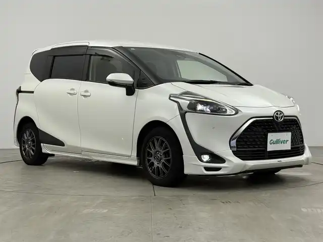 トヨタ シエンタ G クエロ 愛知県 2019(平31)年 4.2万km ホワイトパールクリスタルシャイン 社外9インチナビ/フルセグTV/CD/DVD再生/Bluetooth接続/バックモニター/トヨタセーフティセンス/プリクラッシュセーフティ/レーンデイパーチャーアラート/オートマチックハイビーム/ステアリングスイッチ/両側電動スライドドア/クリアランスソナー/オートエアコン/ドライブレコーダー/ETC/コンビシート/カーテンエアバック/TRDエアロパーツ