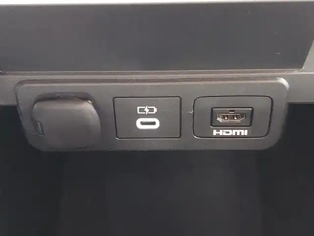 トヨタ アルファードハイブリット Z 東京都 2023(令5)年 0.9万km プラチナホワイトパールマイカ ワンオーナー/GRパフォーマンスダンパーセット/左右独立ムーンルーフ/Toyota Safety Sense/・プリクラッシュセーフティ/・レーントレーシングアシスト/・先行車発進告知機能/・オートマチックハイビーム/・レーダークルーズコントロール/・クリアランスソナー/・ブラインドスポットモニター/・ヘッドアップディスプレイ/・パノラミックビューモニター/・ドライバー異常時対応システム/・アドバンスドパーク/プッシュスタート/パドルシフト/純正ナビ/フルセグTV/ETC2.0/前後ドライブレコーダー/ワイヤレス充電器/100V電源/デジタルインナーミラー/両側パワースライドドア/レザーシート/メモリー機能付きパワーシート/オットマン/パワーバックドア/シートヒーター/ベンチレーション/ステアリングヒーター/LEDヘッドライト/18インチ純正アルミホイール/スマートキー