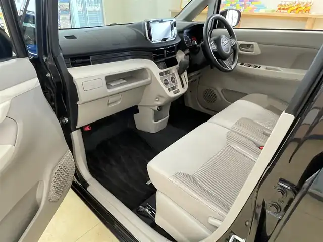 ダイハツ ムーヴ L SAⅢ 新潟県 2017(平29)年 4.2万km ブラックマイカメタリック ・4WD/・純正ナビ/フルセグTV/DVD/CD/SD/BT/・バックカメラ/・純正エンジンスターター/・ドライブレコーダー/・スマートアシスト3/・衝突被害軽減ブレーキ/・車線逸脱警報/・前後誤発進抑制機能/・オートマチックハイビーム/・横滑り防止/・アイドリングストップ/・運転席シートヒーター/・キーレス/・ドアバイザー/・電格ミラー