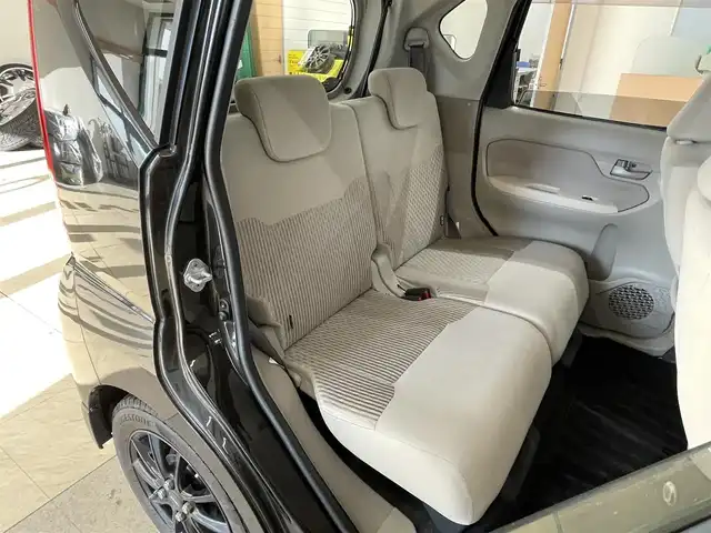 ダイハツ ムーヴ L SAⅢ 新潟県 2017(平29)年 4.2万km ブラックマイカメタリック ・4WD/・純正ナビ/フルセグTV/DVD/CD/SD/BT/・バックカメラ/・純正エンジンスターター/・ドライブレコーダー/・スマートアシスト3/・衝突被害軽減ブレーキ/・車線逸脱警報/・前後誤発進抑制機能/・オートマチックハイビーム/・横滑り防止/・アイドリングストップ/・運転席シートヒーター/・キーレス/・ドアバイザー/・電格ミラー