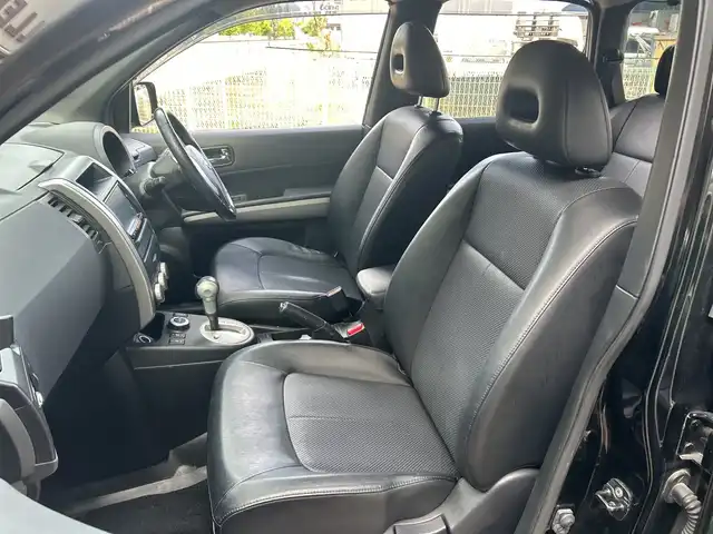 日産 エクストレイル 20Xtt 埼玉県 2013(平25)年 11.7万km 黒 純正ナビ/　　CD/DVD/BT/バックカメラ/クルーズコントロール/カプロンシート/シートヒーター/スマートキー/ETC/禁煙車