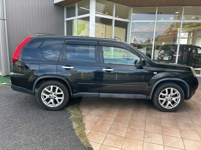 日産 エクストレイル 20Xtt 埼玉県 2013(平25)年 11.7万km 黒 純正ナビ/　　CD/DVD/BT/バックカメラ/クルーズコントロール/カプロンシート/シートヒーター/スマートキー/ETC/禁煙車