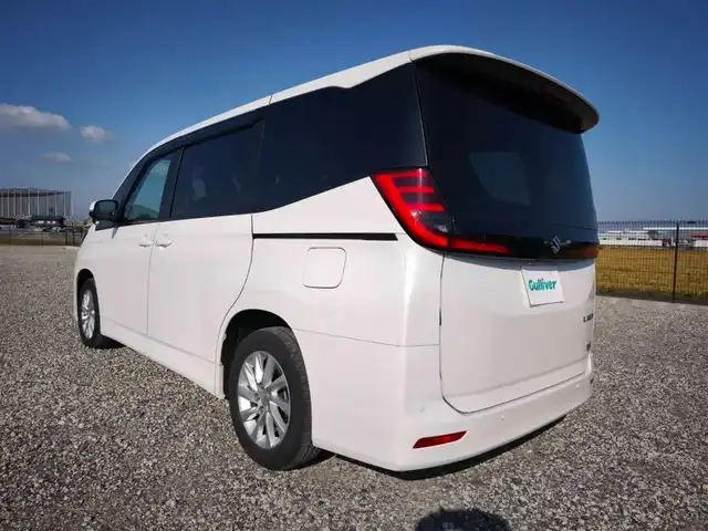 スズキ ランディ ハイブリッドG 富山県 2022(令4)年 5.6万km ホワイトパールクリスタルシャイン 〇純正ナビ/〇フルセグTV/〇バックカメラ/〇11.6インチフリップダウンモニター/〇両側パワースライドドア/〇ビルトインETC/〇前後ドラレコ/〇コーナーセンサー/〇セーフティセンス/〇革巻きステアリング/〇シートヒーター/〇左右独立温度調整オートエアコン/〇純正16インチアルミ/〇スマートキー/〇禁煙車