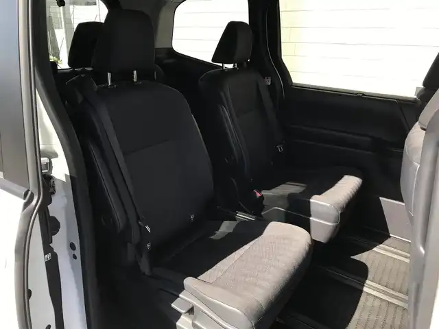 スズキ ランディ ハイブリッドG 富山県 2022(令4)年 5.6万km ホワイトパールクリスタルシャイン 〇純正ナビ/〇フルセグTV/〇バックカメラ/〇11.6インチフリップダウンモニター/〇両側パワースライドドア/〇ビルトインETC/〇前後ドラレコ/〇コーナーセンサー/〇セーフティセンス/〇革巻きステアリング/〇シートヒーター/〇左右独立温度調整オートエアコン/〇純正16インチアルミ/〇スマートキー/〇禁煙車