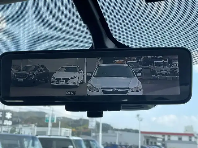 日産 セレナ e－パワー ハイウェイスター V 岡山県 2022(令4)年 5.5万km ブリリアントホワイトパール 登録時走行距離55019km/ワンオーナー/純正10インチナビ/フルセグTV(AM/FM/CD/DVD/Bluetooth)/純正11インチフリップダウンモニター/両側パワースライドドア/アラウンドビューモニター/ビルトインETC/ドライブレコーダー/インテリジェントルームミラー/ブラインドスポットモニター/プロパイロット/・インテリジェントクルーズコントロール/・車線逸脱防止支援システム/クリアランスソナー/衝突軽減ブレーキ/横滑り防止装置/オートマチックハイビーム/アイドリングストップ/電子パーキングブレーキ/オートブレーキホールド/15インチ純正AW/純正フロアマット