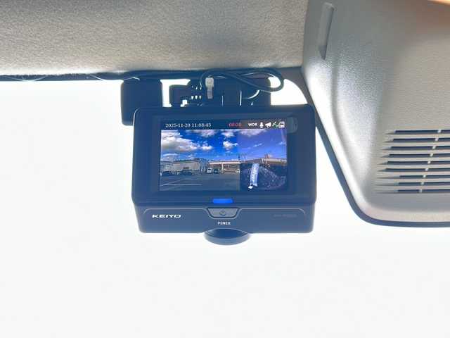 スズキ ハスラー G 京都府 2018(平30)年 2.4万km アクティブイエロー/ブラック2トーンルーフ ワンオーナー/純正ナビ/・ワンセグTV/CD/AM/FM/・バックカメラ/ドライブレコーダー前後/ETC/プッシュスタート/シートヒーター/アイドリングストップ/電格ミラー/衝突軽減/横滑り防止/純正ドアバイザー/純正フロアマット/保証書/取説/スマートキースペア×１