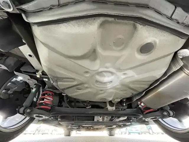 トヨタ プリウス α S ツーリングセレクション G’s 栃木県 2015(平27)年 7.9万km ホワイトパールクリスタルシャイン 純正9インチナビ/・フルセグTV/・CD/DVD/BT/・SD/AM.FM/バックカメラ/ビルトインETC/革巻きステアリング/ステアリングスイッチ/ハーフレザーシート（革調シートカバー有）/純正18インチAW/プッシュスタート/スマートキー/GPSレーダー/純正フロアマット/純正ドアバイザー/LEDヘッドライト/フォグランプ/オートライト/室内LEDランプ/横滑り防止システム/電動格納ウィンカーミラー