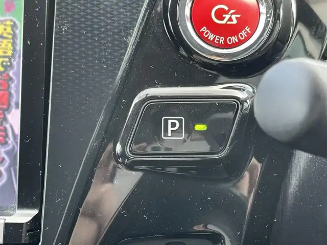 トヨタ プリウス α S ツーリングセレクション G’s 栃木県 2015(平27)年 7.9万km ホワイトパールクリスタルシャイン 純正9インチナビ/・フルセグTV/・CD/DVD/BT/・SD/AM.FM/バックカメラ/ビルトインETC/革巻きステアリング/ステアリングスイッチ/ハーフレザーシート（革調シートカバー有）/純正18インチAW/プッシュスタート/スマートキー/GPSレーダー/純正フロアマット/純正ドアバイザー/LEDヘッドライト/フォグランプ/オートライト/室内LEDランプ/横滑り防止システム/電動格納ウィンカーミラー