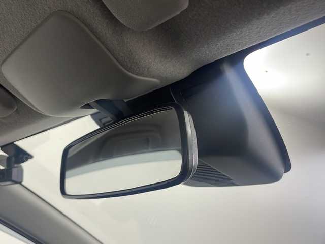 ダイハツ ミラ イース L SAⅢ 大阪府 2020(令2)年 3万km ホワイト 社外ナビ/【Bluetooth/FM/AM/USB接続】/スマートアシストIII/・衝突軽減/・オートマチックハイビーム/・車線逸脱警報/・誤発進抑制機能/・前後コーナーセンサー/ライトレベライザー/シガーソケット/ハロゲンヘッドライト/オートライト/純正フロアマット/アイドリングストップ