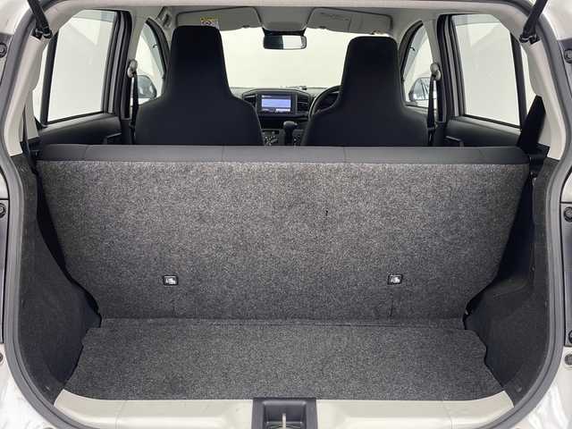 ダイハツ ミラ イース L SAⅢ 大阪府 2020(令2)年 3万km ホワイト 社外ナビ/【Bluetooth/FM/AM/USB接続】/スマートアシストIII/・衝突軽減/・オートマチックハイビーム/・車線逸脱警報/・誤発進抑制機能/・前後コーナーセンサー/ライトレベライザー/シガーソケット/ハロゲンヘッドライト/オートライト/純正フロアマット/アイドリングストップ