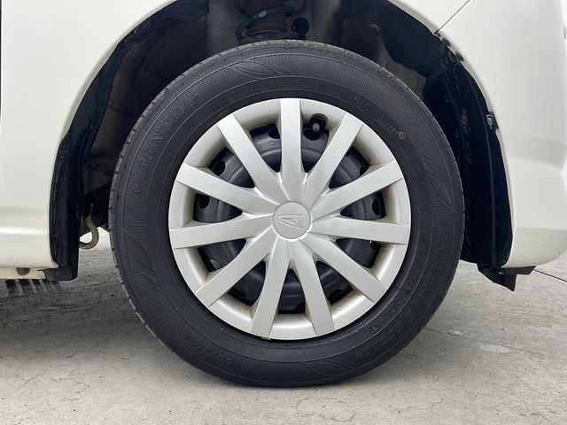 ダイハツ ミラ イース L SAⅢ 大阪府 2020(令2)年 3万km ホワイト 社外ナビ/【Bluetooth/FM/AM/USB接続】/スマートアシストIII/・衝突軽減/・オートマチックハイビーム/・車線逸脱警報/・誤発進抑制機能/・前後コーナーセンサー/ライトレベライザー/シガーソケット/ハロゲンヘッドライト/オートライト/純正フロアマット/アイドリングストップ