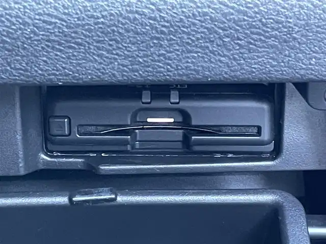 日産 セレナ e－パワー ハイウェイスター V 東京都 2020(令2)年 6.5万km ブリリアントホワイトパール 純正ナビ　/Bluetooth　/CD　/DVD　/TV　/USB　/全周囲カメラ　/両側電動スライドドア　/ドライブレコーダー　/クルーズコントロールシステム　/ETC　/BSM　/純正フロアマット　/純正アルミホイール/ABS/横滑り防止装置/コーナーセンサー/レーンアシスト/オートライト/衝突被害軽減システム