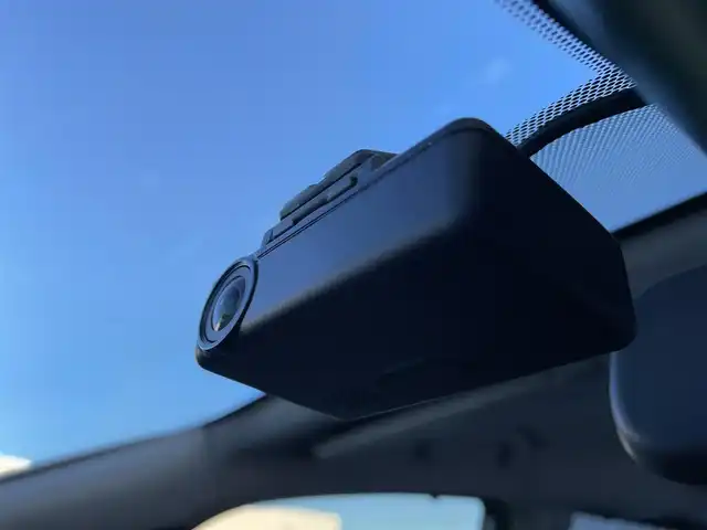 日産 セレナ e－パワー ハイウェイスター V 東京都 2020(令2)年 6.5万km ブリリアントホワイトパール 純正ナビ　/Bluetooth　/CD　/DVD　/TV　/USB　/全周囲カメラ　/両側電動スライドドア　/ドライブレコーダー　/クルーズコントロールシステム　/ETC　/BSM　/純正フロアマット　/純正アルミホイール/ABS/横滑り防止装置/コーナーセンサー/レーンアシスト/オートライト/衝突被害軽減システム