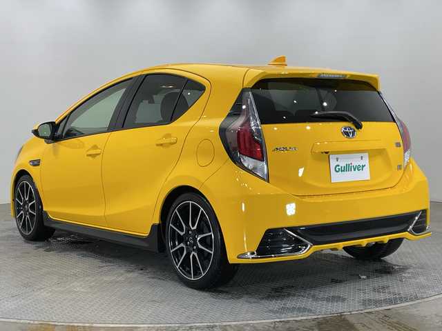 トヨタ アクア G G’s 栃木県 2017(平29)年 3.1万km イエロー 純正SDナビ/(CD/ワンセグTV/Bluetooth/SD/AUX)/バックカメラ/ビルトインETC/前方ドライブレコーダー/ハーフレザーシート/シーケンシャルウィンカー/オートライト/LEDヘッドライト/横滑り防止装置/フォグランプ/スマートキー/プッシュスタート/ステアリングスイッチ/革巻きステアリング/ウィンカーミラー/１７インチ純正アルミホイール/純正フロアマット/社外スプリング