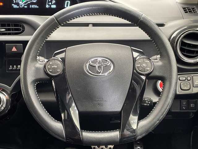 トヨタ アクア G G’s 栃木県 2017(平29)年 3.1万km イエロー 純正SDナビ/(CD/ワンセグTV/Bluetooth/SD/AUX)/バックカメラ/ビルトインETC/前方ドライブレコーダー/ハーフレザーシート/シーケンシャルウィンカー/オートライト/LEDヘッドライト/横滑り防止装置/フォグランプ/スマートキー/プッシュスタート/ステアリングスイッチ/革巻きステアリング/ウィンカーミラー/１７インチ純正アルミホイール/純正フロアマット/社外スプリング