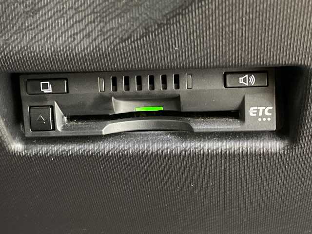 トヨタ アクア G G’s 栃木県 2017(平29)年 3.1万km イエロー 純正SDナビ/(CD/ワンセグTV/Bluetooth/SD/AUX)/バックカメラ/ビルトインETC/前方ドライブレコーダー/ハーフレザーシート/シーケンシャルウィンカー/オートライト/LEDヘッドライト/横滑り防止装置/フォグランプ/スマートキー/プッシュスタート/ステアリングスイッチ/革巻きステアリング/ウィンカーミラー/１７インチ純正アルミホイール/純正フロアマット/社外スプリング