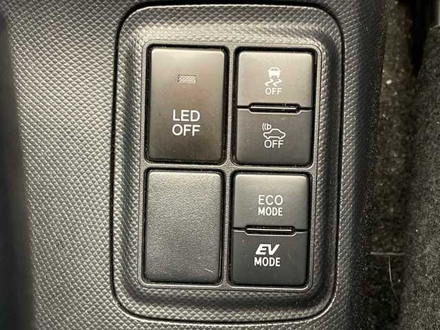 トヨタ アクア G G’s 栃木県 2017(平29)年 3.1万km イエロー 純正SDナビ/(CD/ワンセグTV/Bluetooth/SD/AUX)/バックカメラ/ビルトインETC/前方ドライブレコーダー/ハーフレザーシート/シーケンシャルウィンカー/オートライト/LEDヘッドライト/横滑り防止装置/フォグランプ/スマートキー/プッシュスタート/ステアリングスイッチ/革巻きステアリング/ウィンカーミラー/１７インチ純正アルミホイール/純正フロアマット/社外スプリング