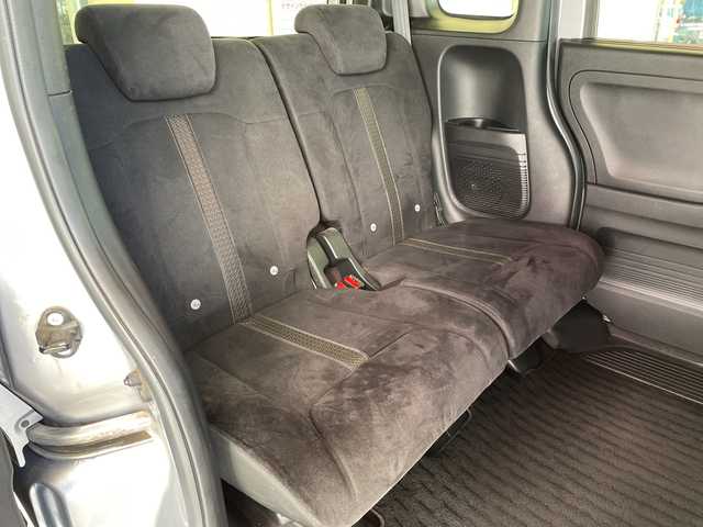 ホンダ Ｎ ＢＯＸ カスタム G L ホンダセンシング 埼玉県 2018(平30)年 4万km ルナシルバーM ホンダセンシング /メモリナビ/　　CD/DVD/BT/フルセグ /バックカメラ /片側パワースライドドア /レーダークルーズコントロール /LEDオートライト /純正14インチアルミホイール /純正ETC /禁煙車