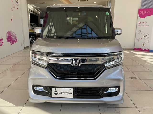 ホンダ Ｎ ＢＯＸ カスタム G L ホンダセンシング 埼玉県 2018(平30)年 4万km ルナシルバーM ホンダセンシング /メモリナビ/　　CD/DVD/BT/フルセグ /バックカメラ /片側パワースライドドア /レーダークルーズコントロール /LEDオートライト /純正14インチアルミホイール /純正ETC /禁煙車