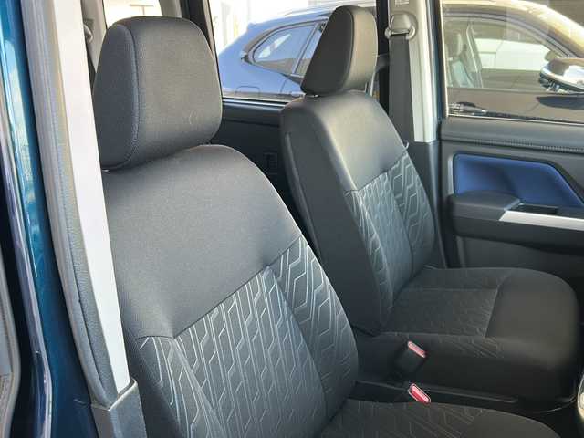 ダイハツ トール カスタムG ターボ SAⅢ 東京都 2019(平31)年 0.6万km レーザーブルークリスタルシャイン メモリナビ/全方位カメラ/フルセグテレビ/両側パワースライドドア/ETC/クルーズコントロール/プッシュスタート/アイドリングストップ/BT/CD/DVD/USB/HDMI/オートハイビーム/クリアランスソナー/衝突被害軽減ブレーキ/VSC