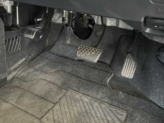 ダイハツ トール カスタムG ターボ SAⅢ 東京都 2019(平31)年 0.6万km レーザーブルークリスタルシャイン メモリナビ/全方位カメラ/フルセグテレビ/両側パワースライドドア/ETC/クルーズコントロール/プッシュスタート/アイドリングストップ/BT/CD/DVD/USB/HDMI/オートハイビーム/クリアランスソナー/衝突被害軽減ブレーキ/VSC