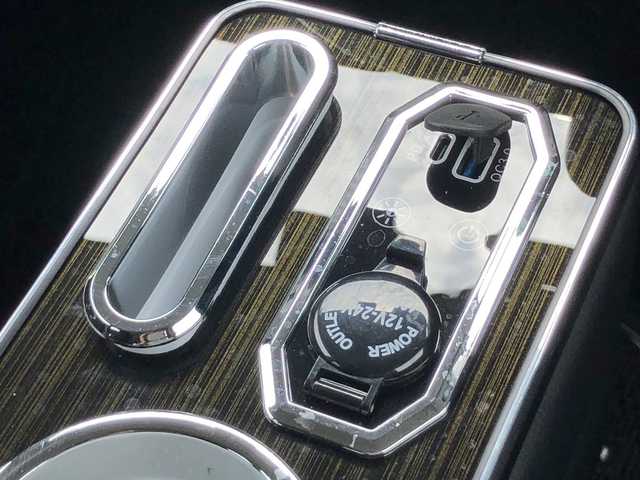 スズキ ハスラー HYBRID X ターボ 愛媛県 2021(令3)年 2.6万km クールカーキPM 4WD/メーカーオプションナビ/・CD/DVD/フルセグTV/・Bluetooth/USB/iPod/全方位カメラ/・バックカメラ/衝突軽減ブレーキ/レーンキープアシスト/レーダークルーズコントロール/コーナーセンサー/ダウンヒルアシスト/ETC2.0/前方ドライブレコーダー/前座席シートヒーター/パドルシフト/LEDオートライト/プッシュスタート/アイドリングストップ/ISOFIX