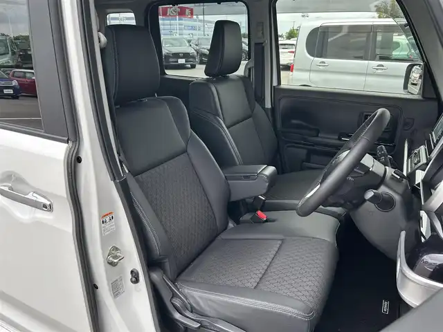 スズキ スペーシア カスタム HYBRID XS 栃木県 2022(令4)年 4.2万km ピュアホワイトパール/ブラック2トーン スズキセーフティサポート/純正メモリナビ/フルセグTV/DVD/Bluetooth/USB/バックカメラ/ETC/レーダークルーズコントロール/両側パワースライドドア/コーナーセンサー/ハーフレザーシート/シートヒーター/ヘッドアップディスプレイ/LEDオートライト/フォグランプ/リアサーキュレーター/ロールサンシェード