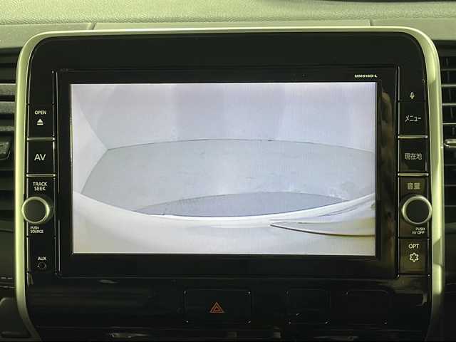 日産 セレナ ハイウェイスター プロパイロットED 広島県 2016(平28)年 6.3万km ブリリアントホワイトパール 純正9型ナビ/純正フリップダウンモニター/プロパイロット/ハンズフリーオートスライドドア/エマージェンシーブレーキ/車線逸脱警報/前後コーナーセンサー/LEDヘッドランプ/オートライト/純正16インチAW/ETC