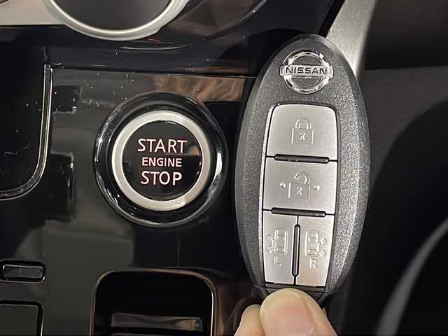 日産 セレナ ハイウェイスター プロパイロットED 広島県 2016(平28)年 6.3万km ブリリアントホワイトパール 純正9型ナビ/純正フリップダウンモニター/プロパイロット/ハンズフリーオートスライドドア/エマージェンシーブレーキ/車線逸脱警報/前後コーナーセンサー/LEDヘッドランプ/オートライト/純正16インチAW/ETC