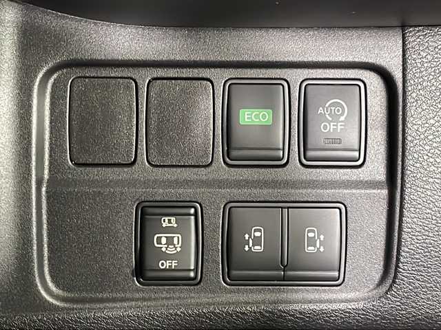 日産 セレナ ハイウェイスター プロパイロットED 広島県 2016(平28)年 6.3万km ブリリアントホワイトパール 純正9型ナビ/純正フリップダウンモニター/プロパイロット/ハンズフリーオートスライドドア/エマージェンシーブレーキ/車線逸脱警報/前後コーナーセンサー/LEDヘッドランプ/オートライト/純正16インチAW/ETC