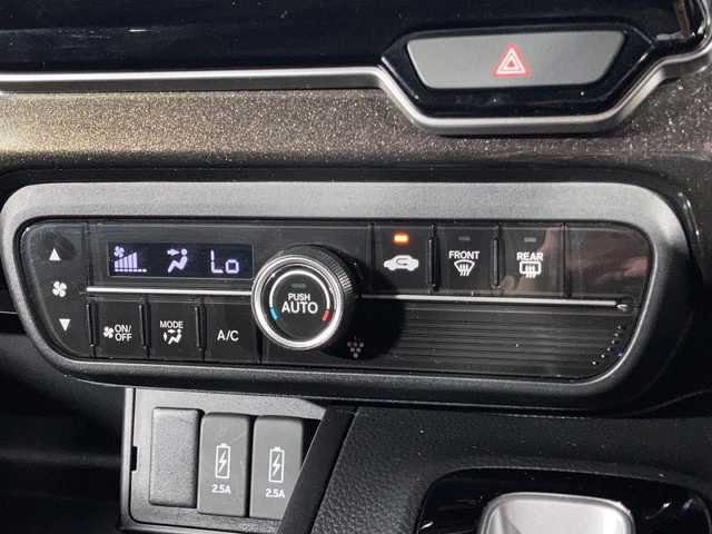 ホンダ Ｎ ＢＯＸ カスタム G L ターボ ホンダセンシング 沖縄県 2018(平30)年 6.8万km プレミアムグラマラスブロンズP 県外仕入れ/両側パワースライドドア/ホンダセンシング/・衝突軽減ブレーキ（CMBS）/・誤発進抑制機能/・路外逸脱抑制機能/・アダプティブクルーズコントロール（ACC）/・車線維持支援システム（LKAS）/社外ナビ/（フルセグTV/CD/DVD/BT）/バックカメラ/パドルシフト/ハーフレザーシート/ビルドインETC/コーナーセンサー/前方ドライブレコーダー/オートライト/スマートキー