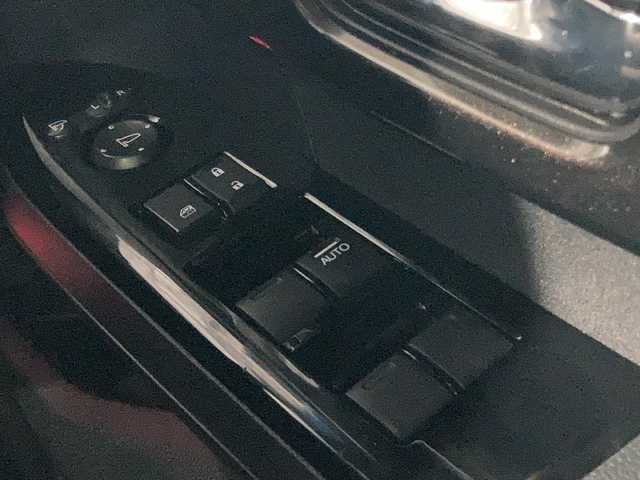 ホンダ Ｎ ＢＯＸ カスタム G L ターボ ホンダセンシング 沖縄県 2018(平30)年 6.8万km プレミアムグラマラスブロンズP 県外仕入れ/両側パワースライドドア/ホンダセンシング/・衝突軽減ブレーキ（CMBS）/・誤発進抑制機能/・路外逸脱抑制機能/・アダプティブクルーズコントロール（ACC）/・車線維持支援システム（LKAS）/社外ナビ/（フルセグTV/CD/DVD/BT）/バックカメラ/パドルシフト/ハーフレザーシート/ビルドインETC/コーナーセンサー/前方ドライブレコーダー/オートライト/スマートキー