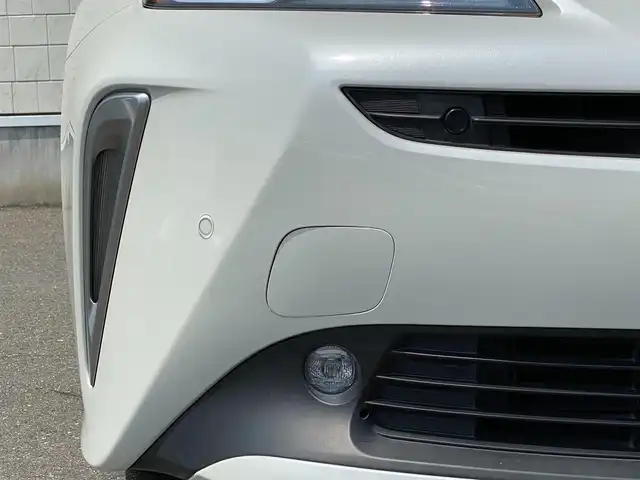トヨタ プリウス Sツーリングセレクション 岐阜県 2019(令1)年 3.9万km ホワイトパールクリスタルシャイン 純正SDナビ//bluetooth/CD/DVD/フルセグTV/純正ドライブレコーダー/バックカメラ/レザーシート/ビルトインETC/シートヒーター/追従式クルーズコントロール/純正17インチアルミホイール/オートライト/スペアキー/取扱説明書/保証書