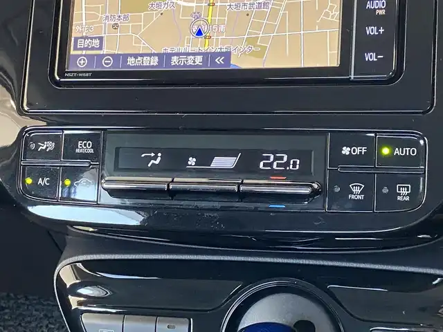 トヨタ プリウス Sツーリングセレクション 岐阜県 2019(令1)年 3.9万km ホワイトパールクリスタルシャイン 純正SDナビ//bluetooth/CD/DVD/フルセグTV/純正ドライブレコーダー/バックカメラ/レザーシート/ビルトインETC/シートヒーター/追従式クルーズコントロール/純正17インチアルミホイール/オートライト/スペアキー/取扱説明書/保証書