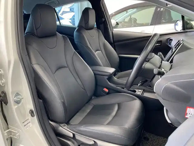 トヨタ プリウス Sツーリングセレクション 岐阜県 2019(令1)年 3.9万km ホワイトパールクリスタルシャイン 純正SDナビ//bluetooth/CD/DVD/フルセグTV/純正ドライブレコーダー/バックカメラ/レザーシート/ビルトインETC/シートヒーター/追従式クルーズコントロール/純正17インチアルミホイール/オートライト/スペアキー/取扱説明書/保証書