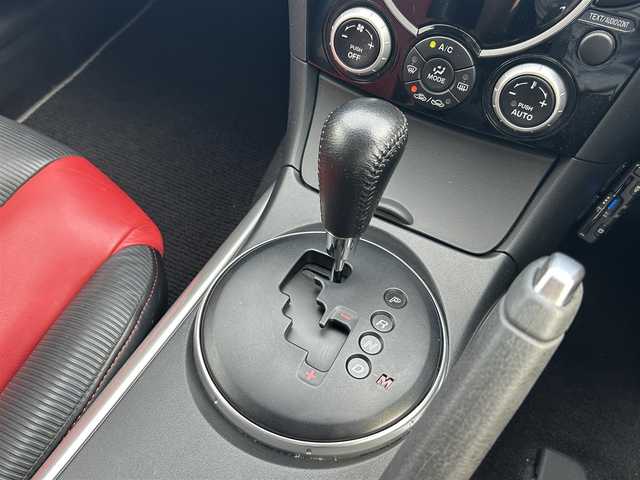 マツダ ＲＸ－８ タイプ E 愛知県 2005(平17)年 4.4万km ベロシティレッド 純正オーディオ/レザーステアリング/パドルシフト/クルーズコントロール/パワーシート/ETC