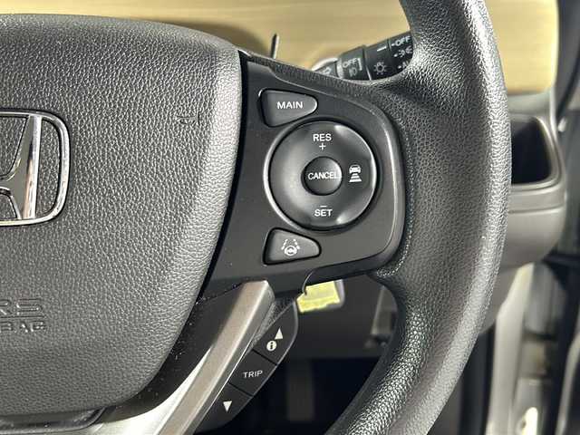 ホンダ フリード ハイブリット G ホンダセンシング 沖縄県 2019(平31)年 5.9万km ホワイトオーキッドパール 県外仕入れ/禁煙車/両側パワースライドドア/純正9インチナビ/（フルセグTV/CD/DVD/BT/FM/AM）/バックカメラ/社外フロントカメラ/ステアリングリモコン/ホンダセンシング/オートライト/前後ドライブレコーダー/コーナーセンサー/電動格納ウィンカーミラー/純正フロアマット/ドアバイザー