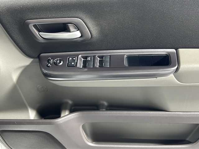 ホンダ フリード ハイブリット G ホンダセンシング 沖縄県 2019(平31)年 5.9万km ホワイトオーキッドパール 県外仕入れ/禁煙車/両側パワースライドドア/純正9インチナビ/（フルセグTV/CD/DVD/BT/FM/AM）/バックカメラ/社外フロントカメラ/ステアリングリモコン/ホンダセンシング/オートライト/前後ドライブレコーダー/コーナーセンサー/電動格納ウィンカーミラー/純正フロアマット/ドアバイザー