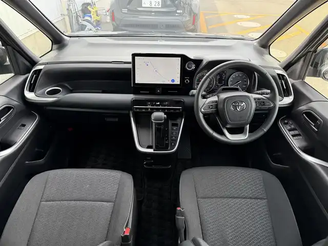トヨタ ノア S－G 佐賀県 2023(令5)年 0.5万km 黒 ワンオーナー/純正10.5型ディスプレイオーディオ/・AM/FM/CD/DVD/フルセグ/BT/HDMI//・Appple Car Play/Android Auto//・バックカメラ/純正フリップダウン14インチ有機ELディスプレイ/両側パワースライドドア/前後ドライブレコーダー/USB入力端子/純正16インチアルミホイール/アダプティブLEDヘッドライト/スマートキー/フロアマット/ドアバイザー/新車保証書/取扱説明書/スペアキー1本/Toyota Safety Sense/・プリクラッシュセーフティ/・レーダークルーズコントロール（全車速追従機能付）/・レーンディパーチャーアラート/・レーントレーシングアシスト（車線維持支援）/・ドライバー異常時対応システム/・ロードサインアシスト（道路標識認識機能）/・プロアクティブドライビングアシスト/・パーキングサポートブレーキ/・後方車両接近警報/・VSC（車両安定制御システム）/・TRC（トラクションコントロール）