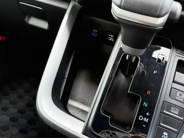 トヨタ ノア S－G 佐賀県 2023(令5)年 0.5万km 黒 ワンオーナー/純正10.5型ディスプレイオーディオ/・AM/FM/CD/DVD/フルセグ/BT/HDMI//・Appple Car Play/Android Auto//・バックカメラ/純正フリップダウン14インチ有機ELディスプレイ/両側パワースライドドア/前後ドライブレコーダー/USB入力端子/純正16インチアルミホイール/アダプティブLEDヘッドライト/スマートキー/フロアマット/ドアバイザー/新車保証書/取扱説明書/スペアキー1本/Toyota Safety Sense/・プリクラッシュセーフティ/・レーダークルーズコントロール（全車速追従機能付）/・レーンディパーチャーアラート/・レーントレーシングアシスト（車線維持支援）/・ドライバー異常時対応システム/・ロードサインアシスト（道路標識認識機能）/・プロアクティブドライビングアシスト/・パーキングサポートブレーキ/・後方車両接近警報/・VSC（車両安定制御システム）/・TRC（トラクションコントロール）