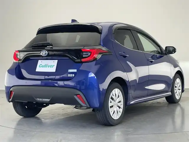 トヨタ ヤリス ハイブリッド Z 愛知県 2022(令4)年 1.7万km ダークブルーマイカM 純正８型ディスプレイオーディオ　ＢＳＭ　追従クルコン　禁煙　Bluetooth　セーフティセンス　ETC　ドラレコ　衝突軽減　バックカメラ　USB　コーナーセンサー　シートヒーター　LEDライト　nanoe-X　純正フロアマット　スマートキー　プッシュスタート
