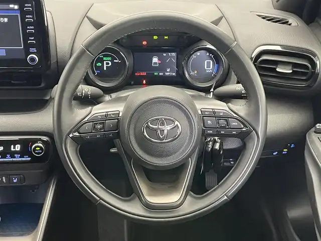 トヨタ ヤリス ハイブリッド Z 愛知県 2022(令4)年 1.7万km ダークブルーマイカM 純正８型ディスプレイオーディオ　ＢＳＭ　追従クルコン　禁煙　Bluetooth　セーフティセンス　ETC　ドラレコ　衝突軽減　バックカメラ　USB　コーナーセンサー　シートヒーター　LEDライト　nanoe-X　純正フロアマット　スマートキー　プッシュスタート