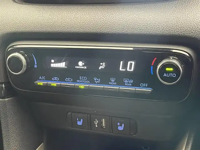トヨタ ヤリス ハイブリッド Z 愛知県 2022(令4)年 1.7万km ダークブルーマイカM 純正８型ディスプレイオーディオ　ＢＳＭ　追従クルコン　禁煙　Bluetooth　セーフティセンス　ETC　ドラレコ　衝突軽減　バックカメラ　USB　コーナーセンサー　シートヒーター　LEDライト　nanoe-X　純正フロアマット　スマートキー　プッシュスタート