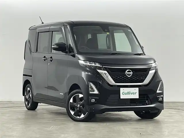 日産 ルークス ハイウェイスター X 福島県 2022(令4)年 1万km ブラック 360°セーフティアシスト/・衝突被害軽減ブレーキ/・車線逸脱警報装置/・踏み間違い防止装置/・車線逸脱防止支援/・先行車発進お知らせ/・オートマチックハイビーム/社外7インチナビ/・型番：MDV-D207/・SD/AUX/USB/CD/・バックカメラ/・アラウンドビュー/片側パワースライドドア（左）/アイドリングストップ/ステアリングリモコン/ベンチシート/・D+N席シートヒーター/プッシュスタート/・スマートキー/・スペアキー1本/電動格納ミラー/・ウィンカーミラー/・オートミラー/前後コーナーセンサー/LEDヘッドライト/・フォグランプ/・オートライト/純正14インチAW/リアロールサンシェード