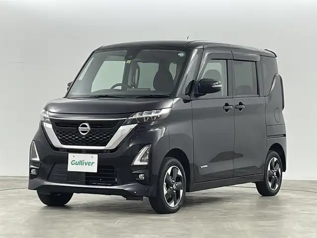 日産 ルークス ハイウェイスター X 福島県 2022(令4)年 1万km ブラック 360°セーフティアシスト/・衝突被害軽減ブレーキ/・車線逸脱警報装置/・踏み間違い防止装置/・車線逸脱防止支援/・先行車発進お知らせ/・オートマチックハイビーム/社外7インチナビ/・型番：MDV-D207/・SD/AUX/USB/CD/・バックカメラ/・アラウンドビュー/片側パワースライドドア（左）/アイドリングストップ/ステアリングリモコン/ベンチシート/・D+N席シートヒーター/プッシュスタート/・スマートキー/・スペアキー1本/電動格納ミラー/・ウィンカーミラー/・オートミラー/前後コーナーセンサー/LEDヘッドライト/・フォグランプ/・オートライト/純正14インチAW/リアロールサンシェード